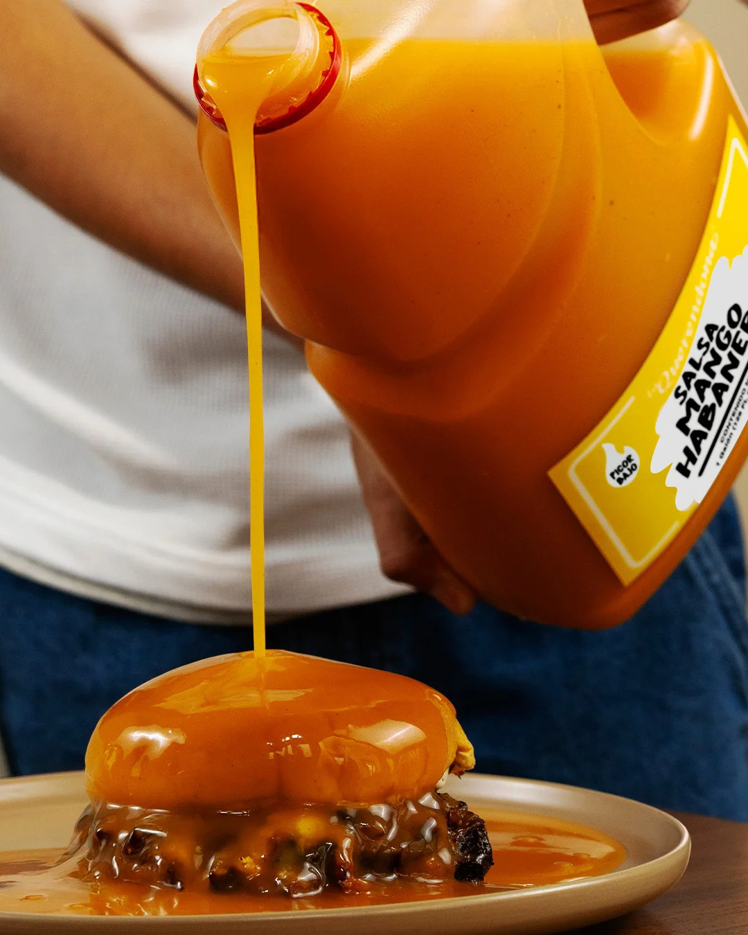¡Tu hamburguesa está pidiendo más sabor! 🍔Ponle a tu gusto, antes de que te arrepientas de no p